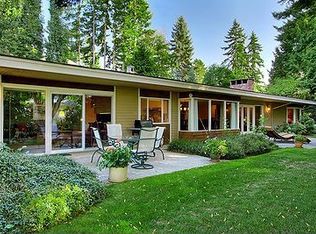 257 145th Ave SE, Bellevue, WA 98007