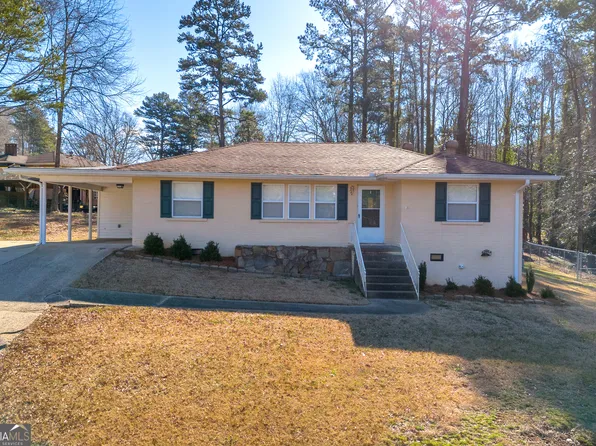 47 Cherokee Blvd, Toccoa, GA 30577