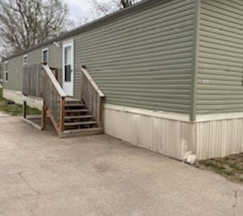 1st image of 2214 E 4th Ave #313