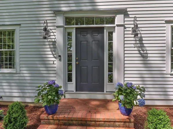 5 Main Sail Drive, Forestdale, MA 02644