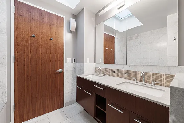 Sold by Compass | media 6