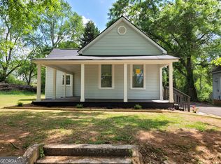 64 Banks St, Grantville, GA 30220