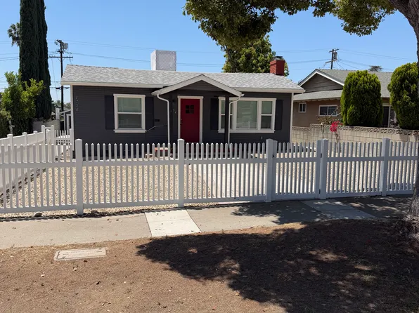 1754 Brigden Rd, Pasadena, CA 91104