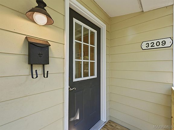 2nd image of 3209 Audubon Rd