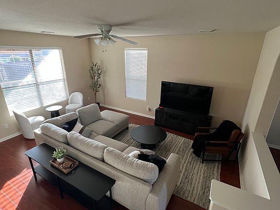3rd image of 2105 Callingwood Dr