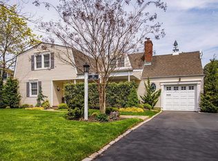 99 Fairfax Rd, Massapequa, NY 11758