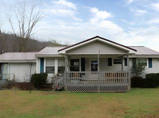 98 4th Rio Vista St, Loyall, KY 40854