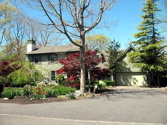 1st image of 405 Breaker Dr
