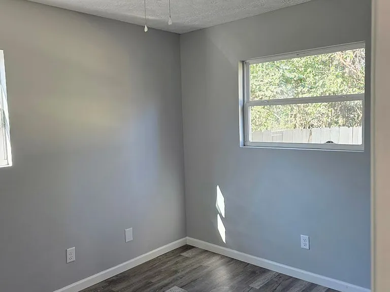 822 Ragland Ct — Photo 11