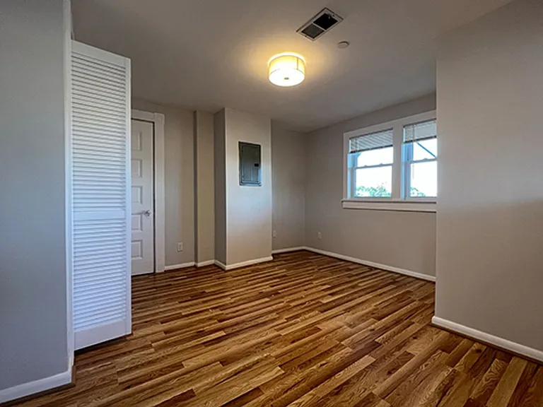 278 Cabot St #3-A — Photo 8