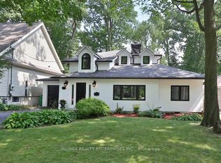 1389 Milton Ave, Mississauga, ON L5G 3C5