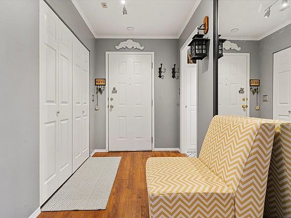 5th image of 46199 Margaret Ave #304
