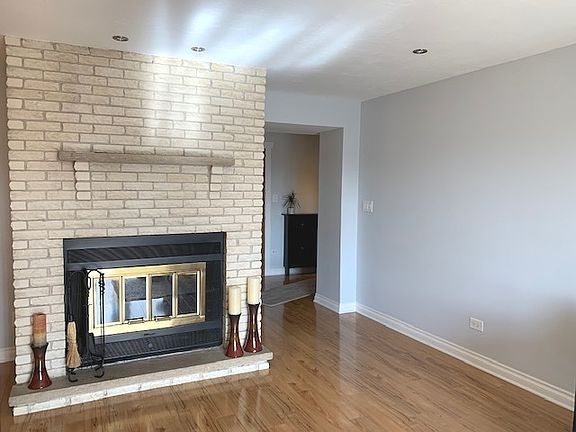 4th image of 10445 Mansfield Ave APT 3A