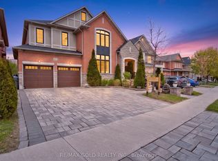 17 Maisonneuve Blvd E, Brampton, ON L6P1W8
