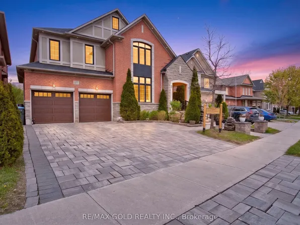 17 Maisonneuve Blvd E, Brampton, ON L6P 1W8