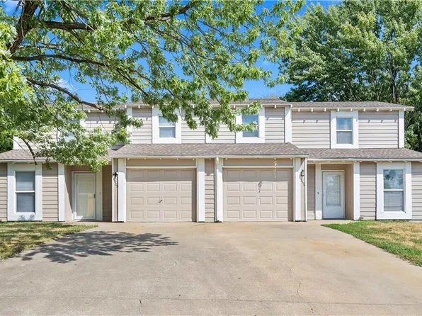 2108/2110 E Cedar St, Olathe, KS 66062