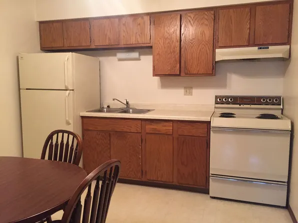 2328 Sessions, 2328 Sessions St #1, Eau Claire, WI 54701