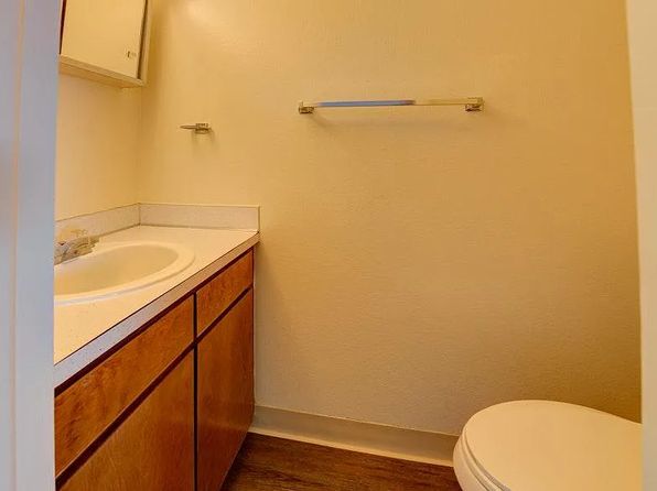 1441 Kimbark St APT 3