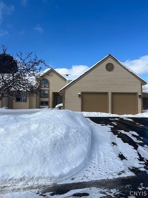 1st image of 303 White Heron Cir