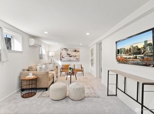 9424 20th Ave SW ROOM 1, Seattle, WA 98106