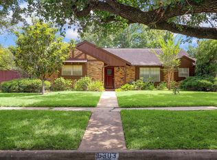 5303 Darnell St, Houston, TX 77096