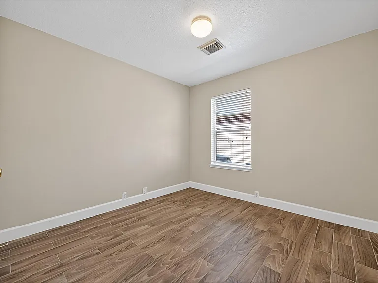 21215 Barker Canyon Ln — Photo 36