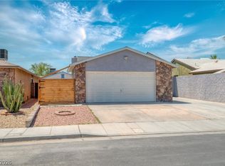 6017 Natures Dr, Las Vegas, NV 89122