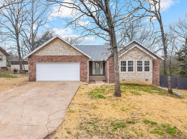 459 Greenbriar Drive, Hollister, MO 65672