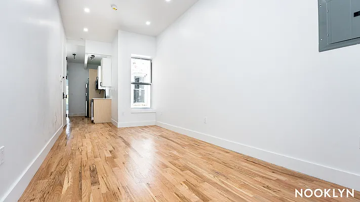 Rented by Nooklyn NYC LLC | media 4