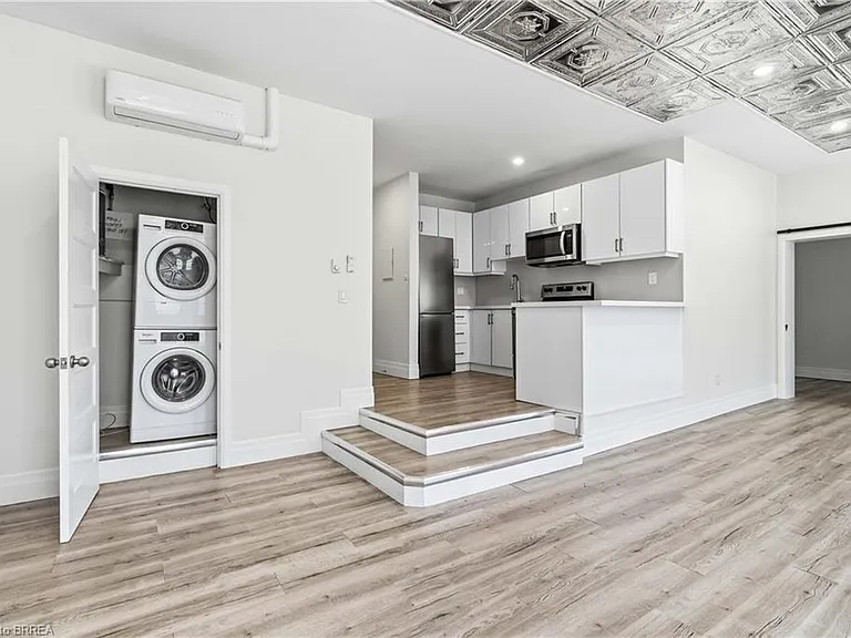 140 Dalhousie St #216 — Photo 8