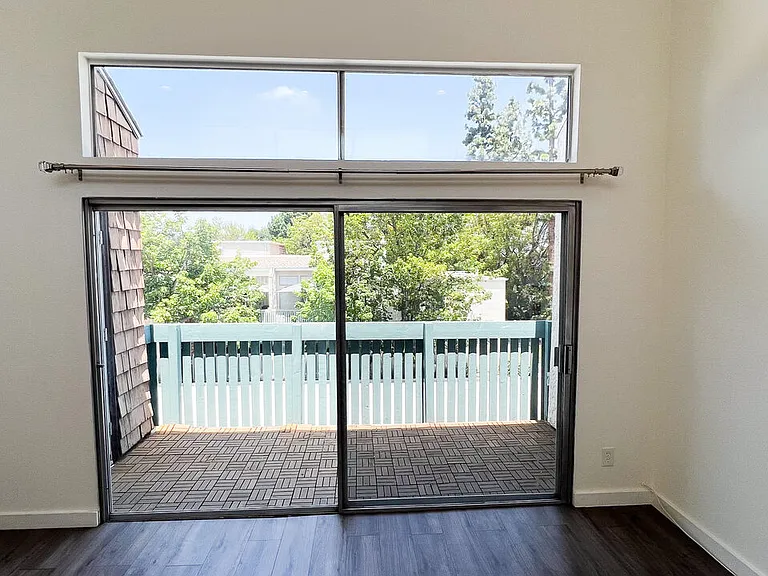 5700 Etiwanda Ave #257 — Photo 4