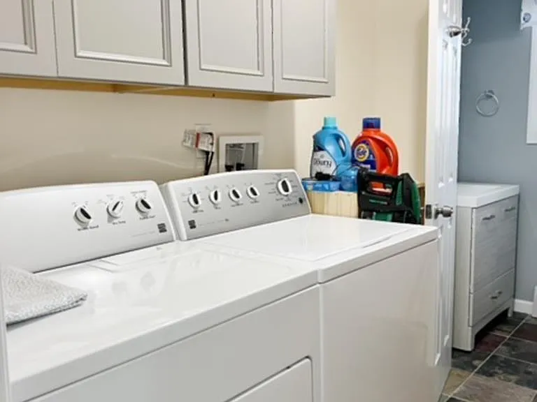 308 Harding Ave #WKLY SUMMER RENTAL — Photo 18
