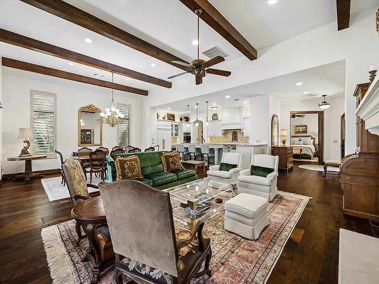 4501 Spanish Oaks Club Blvd #14 — Photo 8