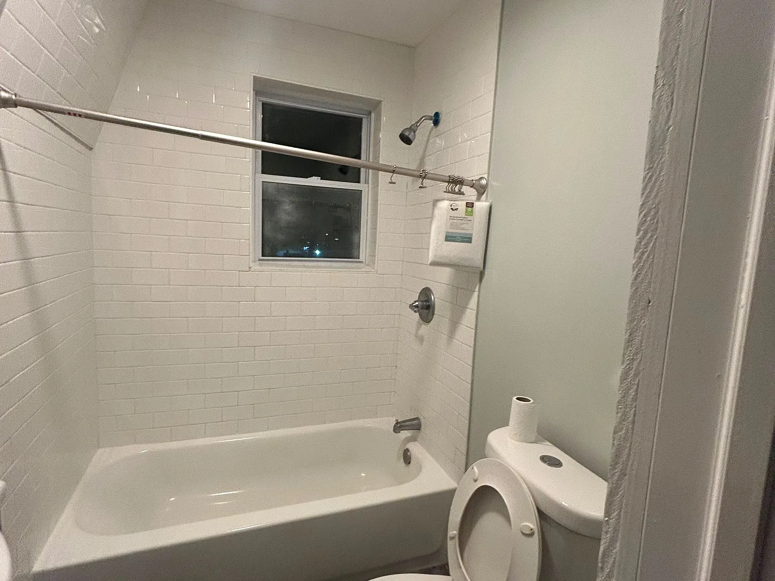 2 bed, 1.5 bath, $1,650 — Photo 2