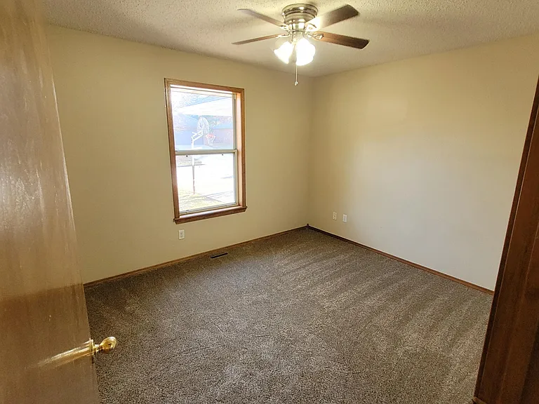 3951 W Tracy St — Photo 14