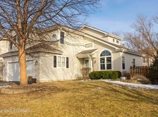 520 Indian Ridge Trl, Wauconda, IL 60084