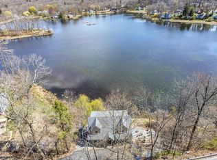 6 Wawayanda Rd, Highland Lakes, NJ 07422