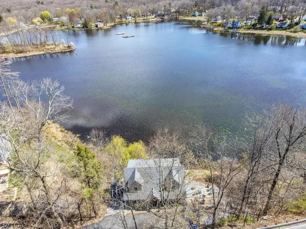 6 Wawayanda Rd, Vernon Twp., NJ 07422