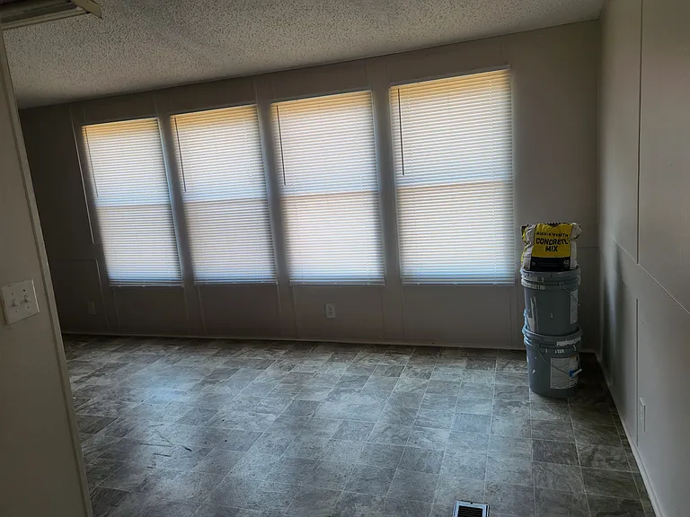 347 Gibson Dr — Photo 5