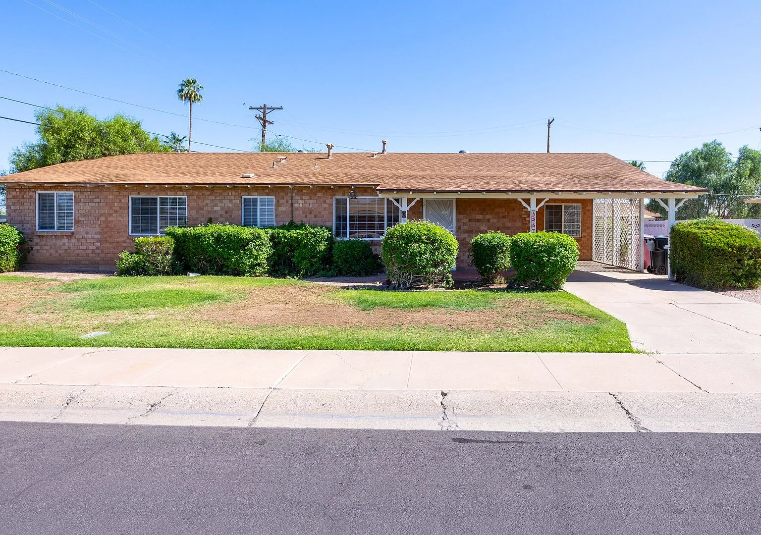 Great Scottsdale Location — Photo 1