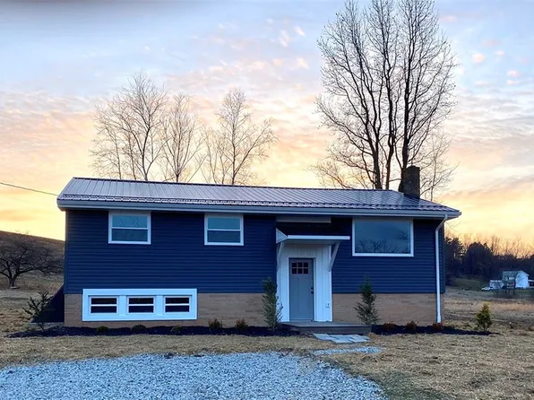 949 Fenton Rd, Indiana, PA 15701