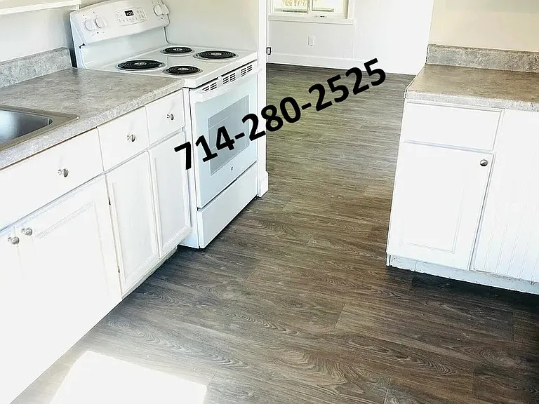 312 S 17th St — Photo 1