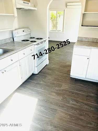 312 S 17th St Photo 1