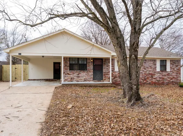 205 Joy Dr, Searcy, AR 72143