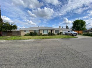527 Autumn Rd, Madera, CA 93637