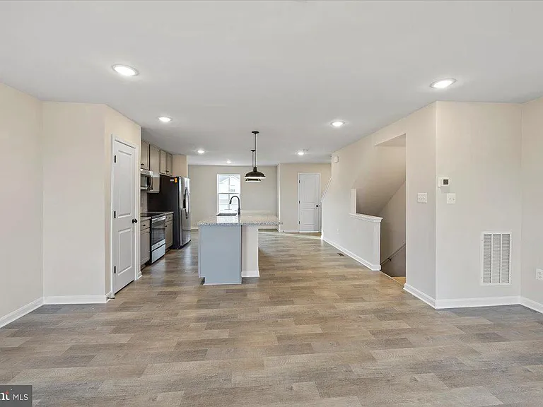 181 Perdiz Rd — Photo 6