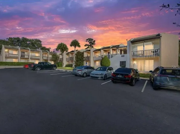 2415 NE 7th St APT 8, Ocala, FL 34470