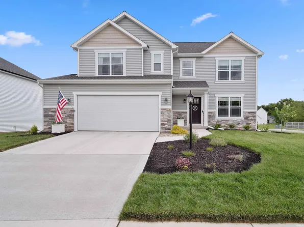 13570 Copper Strike Pass, Fort Wayne, IN 46845