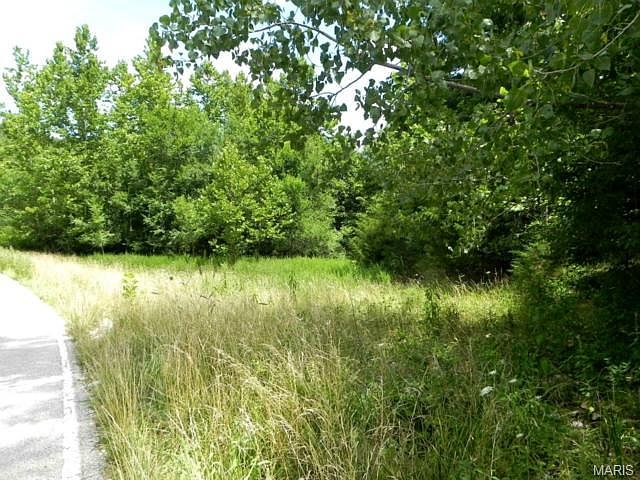 2nd image of 5 Paradise Valley Dr