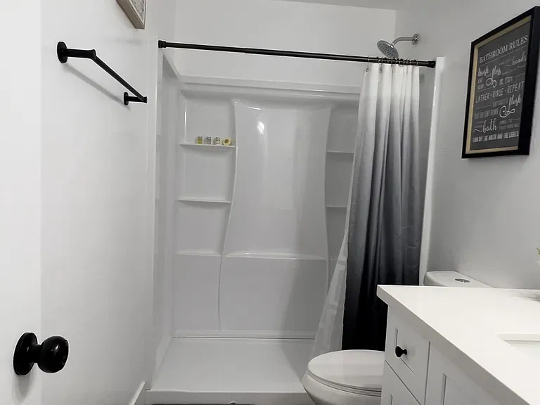 1811 E Raymond St #B — Photo 18